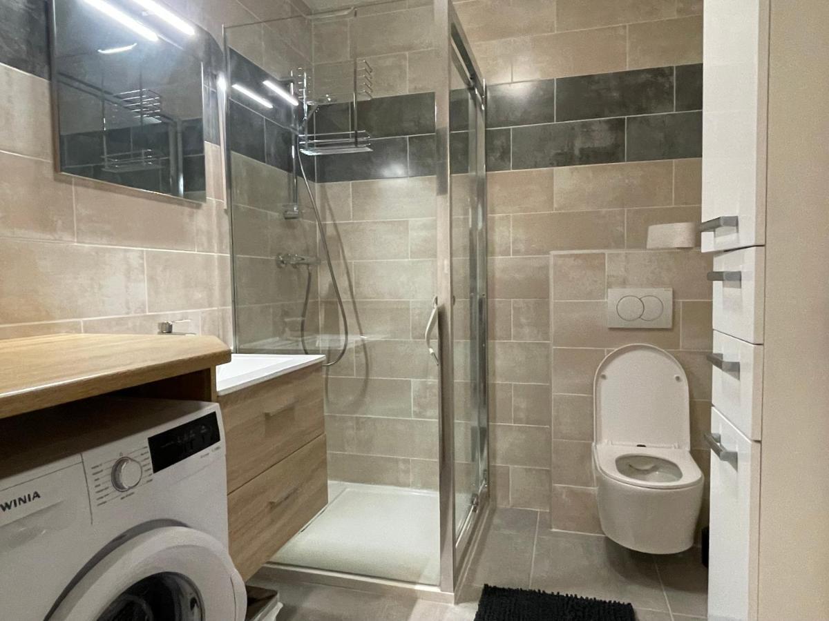 גאפ Au Calme Proche Centre-Ville, Studio Renove Avec Equipements Neufs Et Parking Prive מראה חיצוני תמונה